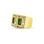18k Gold Emerald Diamond Ring 